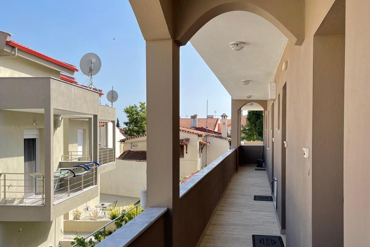 Royals Apartments 2 Nikiti  Luaran gambar
