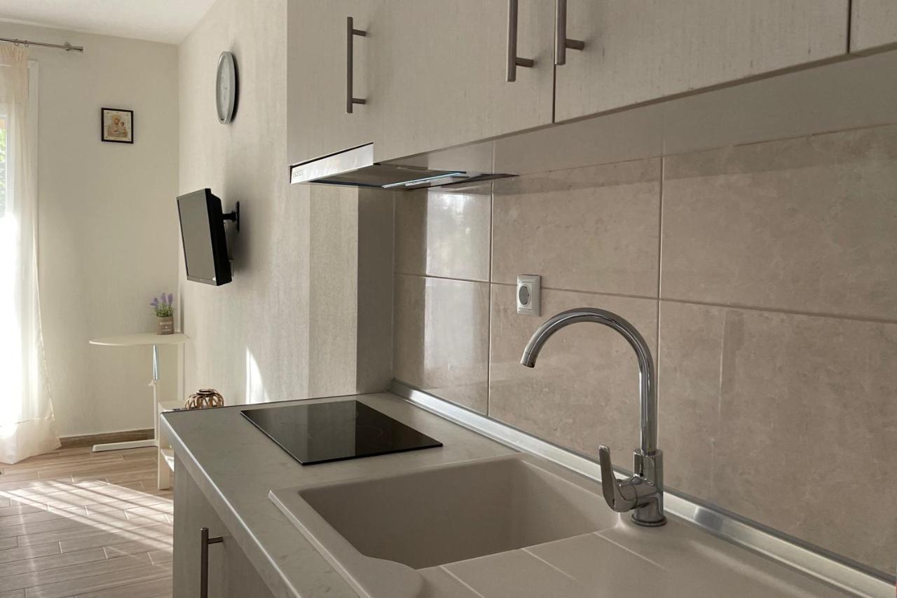 Royals Apartments 2 Nikiti  Luaran gambar